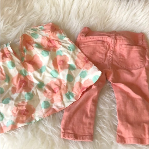 Gap set top and pants both size 6 to 12 months - Picture 4 of 6